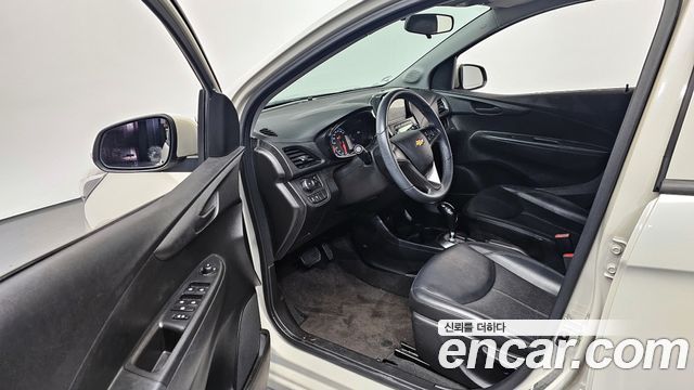 Chevrolet Korea Spark 2016 — photo 11