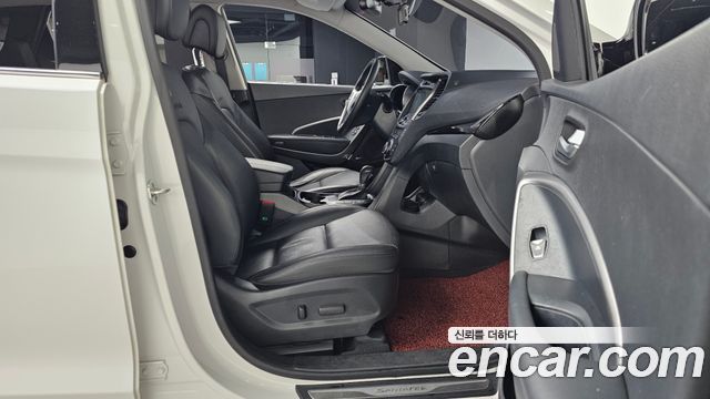 Hyundai Santafe 2015 — photo 11