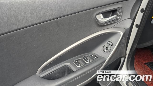 Hyundai Santafe 2015 — photo 17