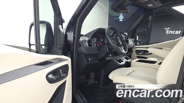 Mercedes-Benz Sprinter 2022 — photo 10