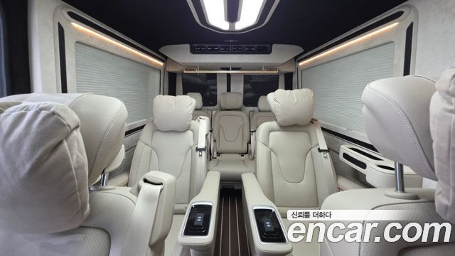 Mercedes-Benz Sprinter 2022 — photo 11