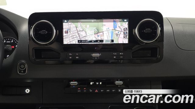 Mercedes-Benz Sprinter 2022 — photo 14