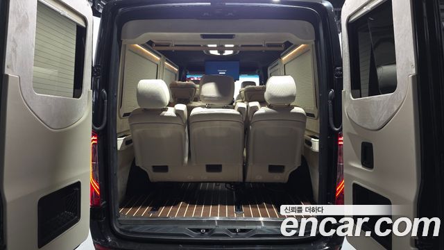 Mercedes-Benz Sprinter 2022 — photo 20