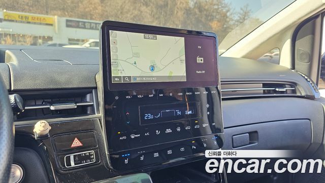 Hyundai Staria 2022 — photo 16
