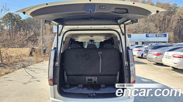 Hyundai Staria 2022 — photo 20