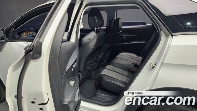 Peugeot 3008 2017 — photo 12