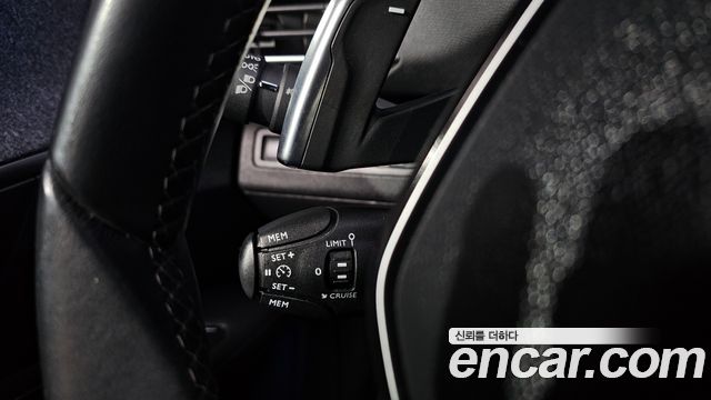 Peugeot 3008 2017 — photo 17