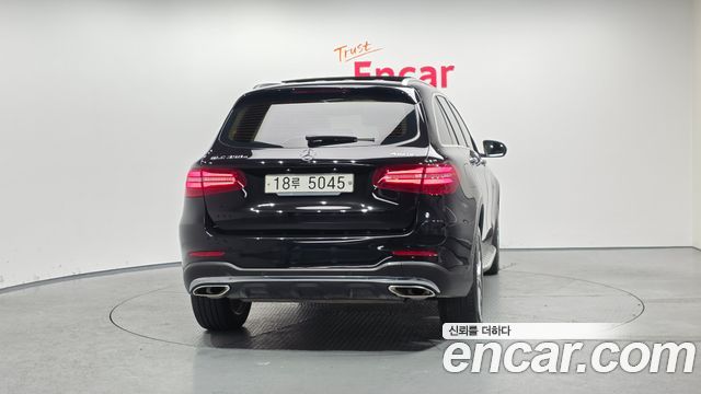 Mercedes-Benz GLC-Class 2019 — photo 4