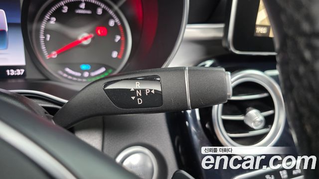 Mercedes-Benz GLC-Class 2019 — photo 9