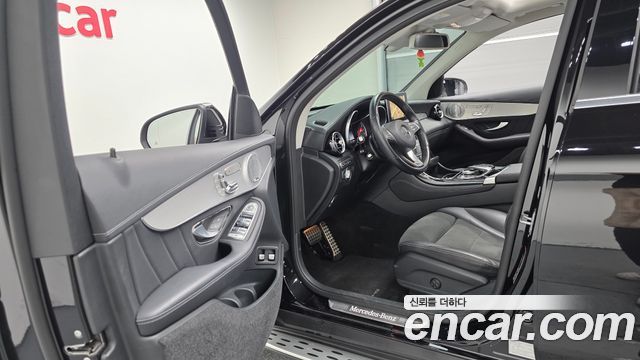 Mercedes-Benz GLC-Class 2019 — photo 10