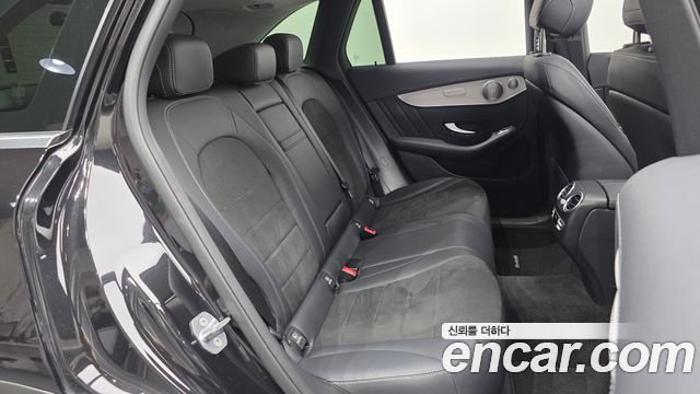 Mercedes-Benz GLC-Class 2019 — photo 12