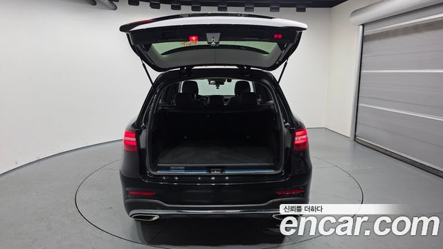 Mercedes-Benz GLC-Class 2019 — photo 20