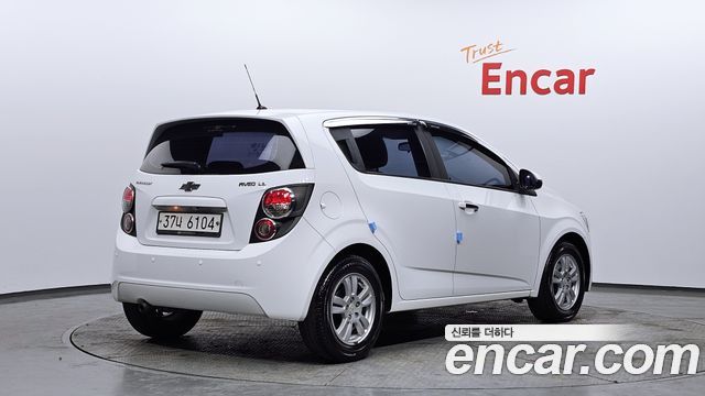 Chevrolet Korea Aveo 2012 — photo 2