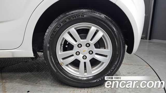 Chevrolet Korea Aveo 2012 — photo 5