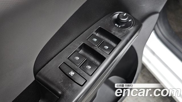 Chevrolet Korea Aveo 2012 — photo 13