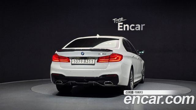 BMW 5-Series 2017 — photo 4
