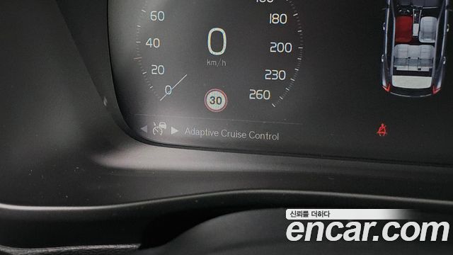 Volvo XC40 2022 — photo 17