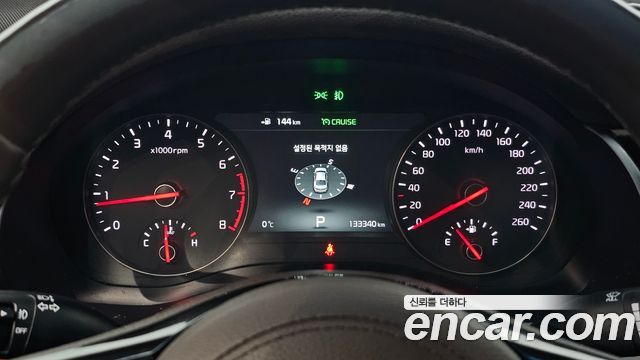 Kia K7 2017 — photo 8
