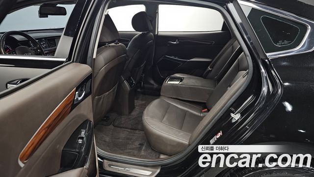 Kia K7 2017 — photo 11