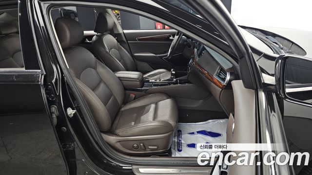 Kia K7 2017 — photo 12