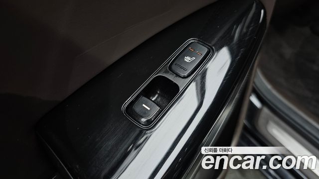 Kia K7 2017 — photo 19