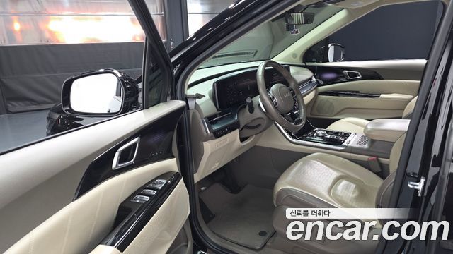 Kia Canival 2022 — photo 10