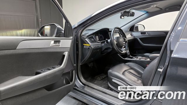 Hyundai Sonata 2019 — photo 11
