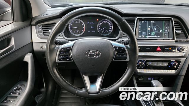 Hyundai Sonata 2019 — photo 13