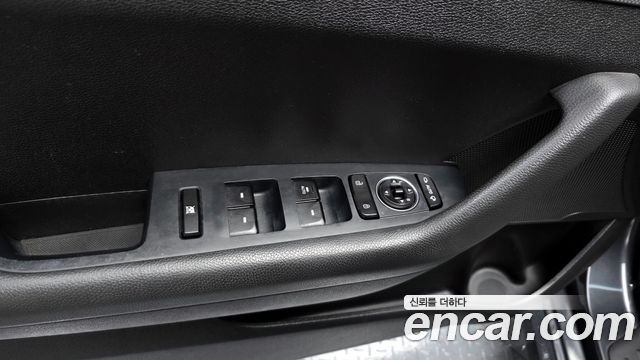 Hyundai Sonata 2019 — photo 17