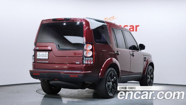 Land Rover Discovery 2016 — photo 2