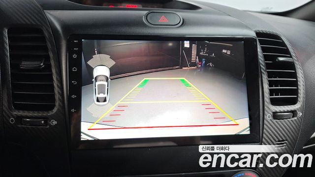 Kia K3 2015 — photo 16