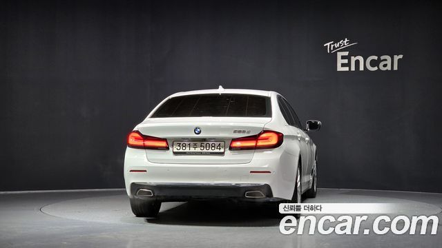 BMW 5-Series 2021 — photo 4