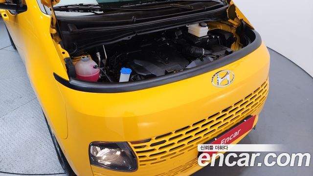 Hyundai Staria 2023 — photo 6
