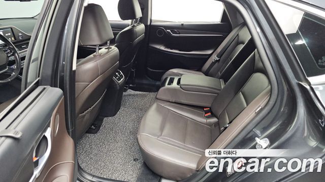 Hyundai Grandeur 2019 — photo 11