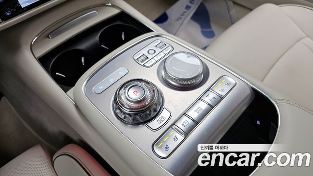 Genesis G90 2025 — photo 9