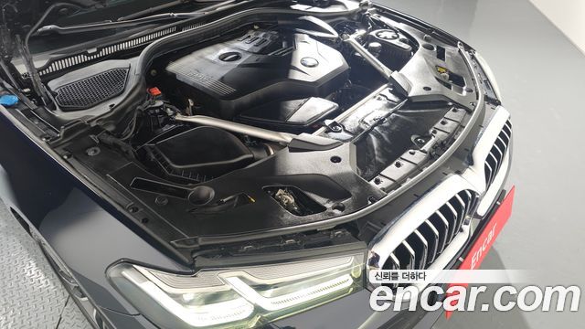 BMW 5-Series 2022 — photo 6