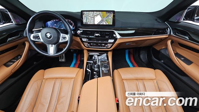 BMW 5-Series 2022 — photo 7
