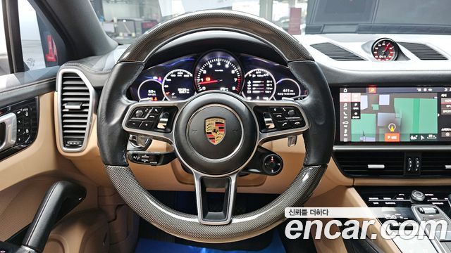 Porsche Cayenne 2021 — photo 14