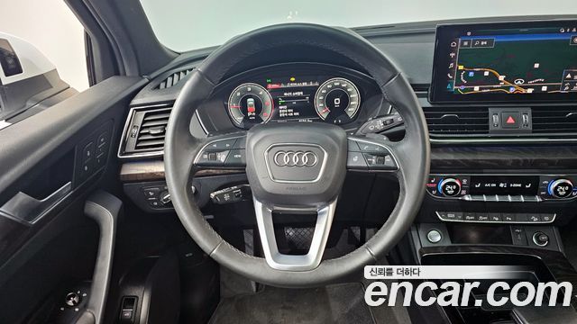 Audi Q5 2023 — photo 13