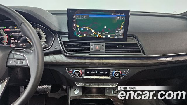 Audi Q5 2023 — photo 14