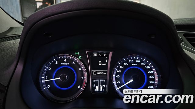 Hyundai Grandeur 2016 — photo 8
