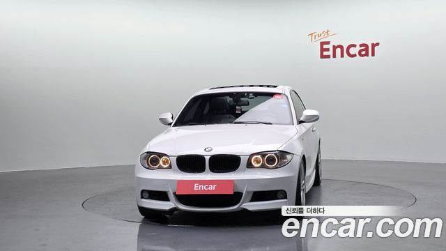BMW 1-Series 2011 — photo 3