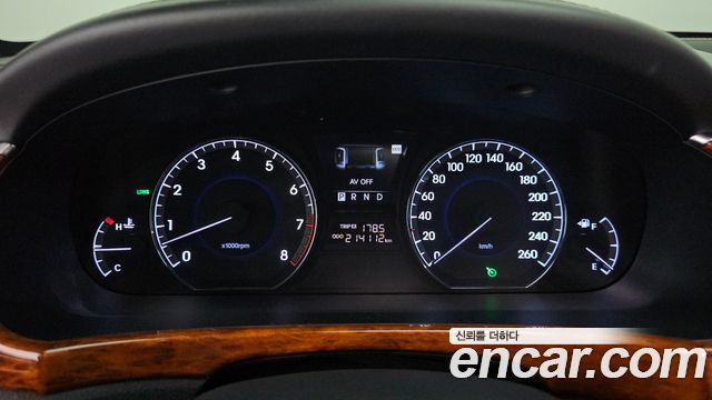 Hyundai Equus 2012 — photo 8