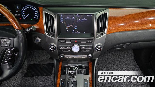 Hyundai Equus 2012 — photo 15