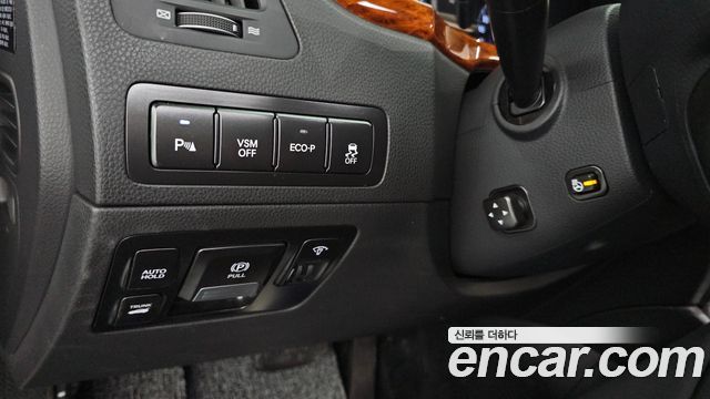 Hyundai Equus 2012 — photo 17