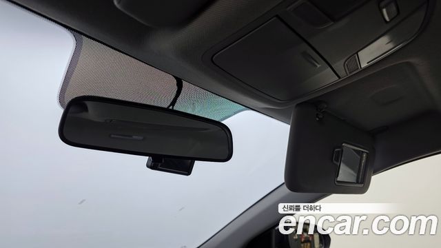 Hyundai AVANTE 2019 — photo 17