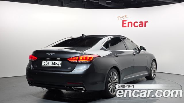 Genesis G80 2018 — photo 2