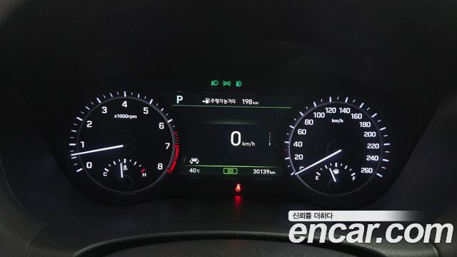 Genesis G80 2018 — photo 11