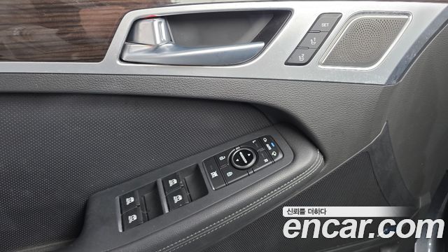 Genesis G80 2018 — photo 19