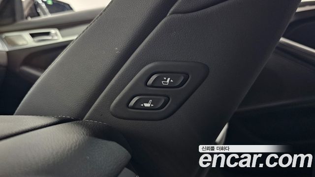 Genesis G80 2018 — photo 29
